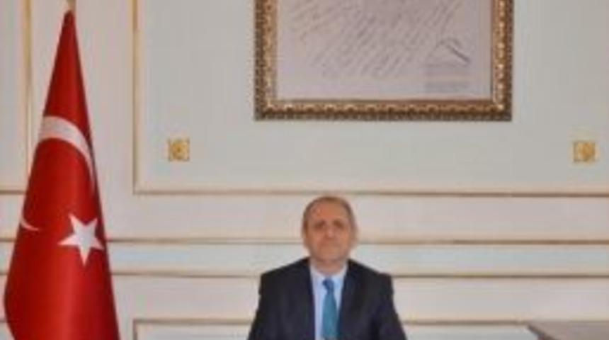 (d&uuml;zeltme) Vali Salihoğlu&rsquo;ndan Anneler G&uuml;n&uuml; Mesajı