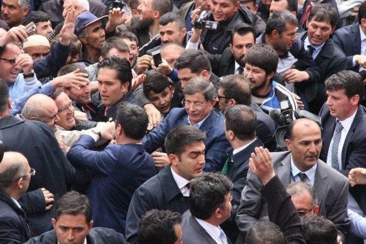 Konya’da Başbakan Davutoğlu İzdihamı G2