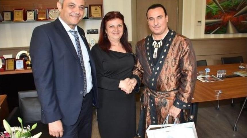 Başkan Vekili G&uuml;lferah G&uuml;ral, Macaristan Turan Vakfı&rsquo;nı Misafir Etti