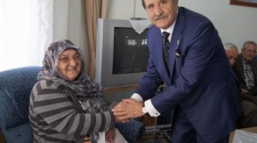 Sesob Başkanı K&ouml;ksal Anneler G&uuml;n&uuml;&rsquo;n&uuml; Kutladı