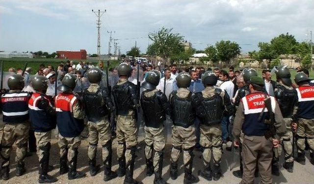 Ka&ccedil;ak Elektrik Kullanamayacaklarını Anlayınca Ekibe Karşı &Ccedil;ıktılar 1