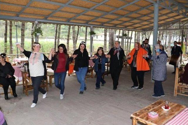 Manisalı Kadınlar Hıdırellez Pikniğinde Buluştu 1