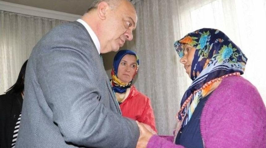 Başkan Erg&uuml;n Şehit Annelerinin Anneler G&uuml;n&uuml;n&uuml; Kutladı