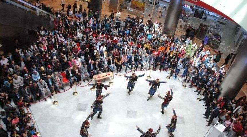 &ldquo;ilimin K&uuml;lt&uuml;r El&ccedil;isiyim&rdquo; Projesinin Sunumu Park Afyon Avm&rsquo;de Yapıldı