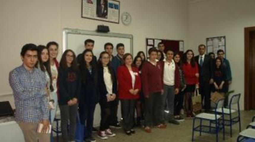 Be&uuml; Eczacılık Fak&uuml;ltesi İlk Tanıtımını Ted Zonguldak Koleji&rsquo;nde Yaptı