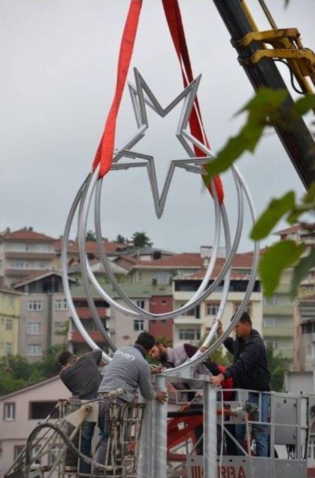 Alaplı Meydanına Ay Yıldız Kulesi Yapılıyor 1