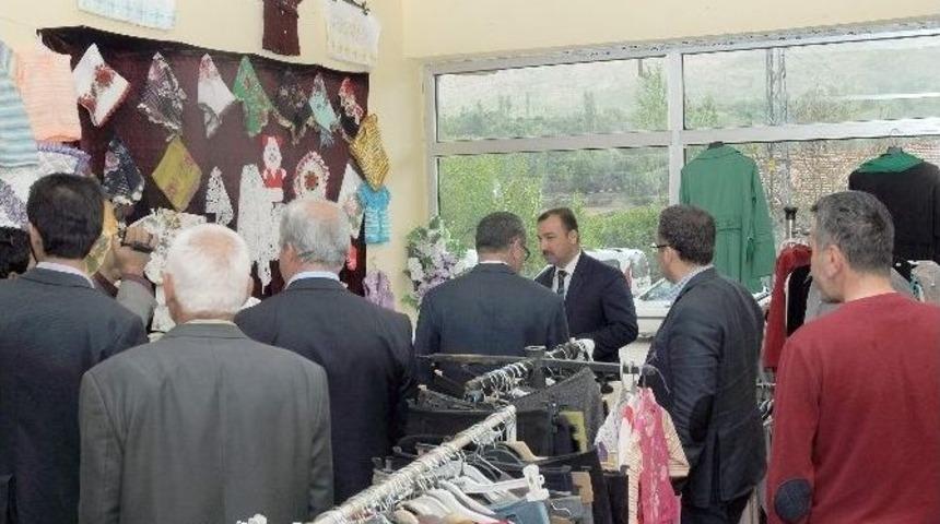 &Ccedil;elikhan&rsquo;da, &Ouml;ğrenciler Yararına Kermes D&uuml;zenlendi