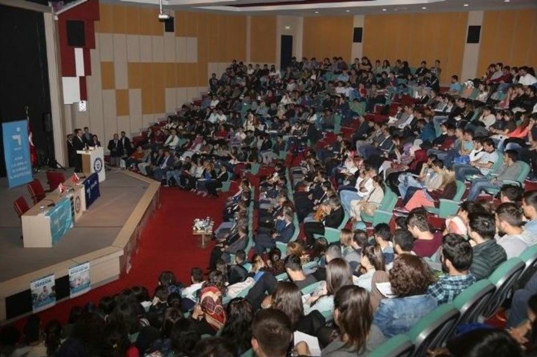 Ad&uuml; Ve İşkur 2016 Kariyer G&uuml;nlerini D&uuml;zenlendi