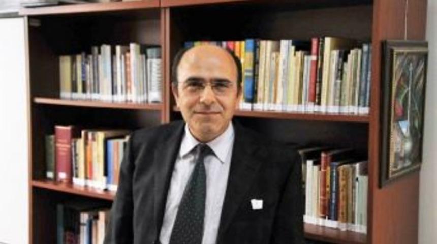 &Ccedil;arşamba Konferanslarının Bu Haftaki Konuğu Sa&uuml; &Ouml;ğretim &Uuml;yesi Karakuş Oldu