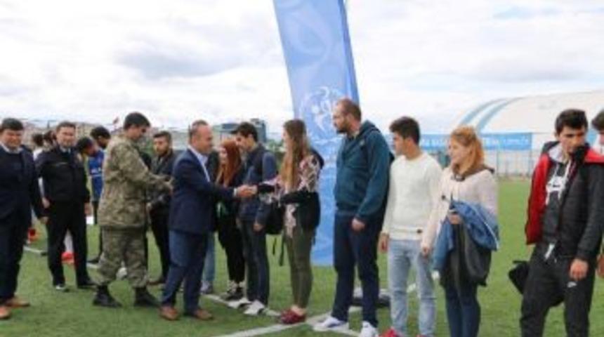 Vezirk&ouml;pr&uuml;&rsquo;de Spor Turnuvaları Start Aldı