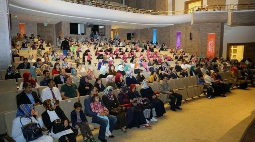 Bahadıroğlu, Tarih Işığında Başarıya Giden Yolu Anlattı