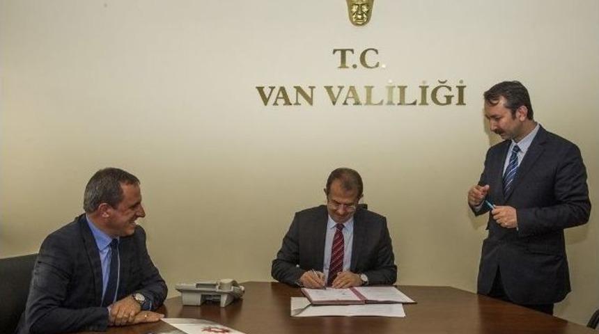 Vali Taşyapan, "yeşil Osb Ve Yeşil Kss" Projesi Protokol İmza T&ouml;renine Katıldı