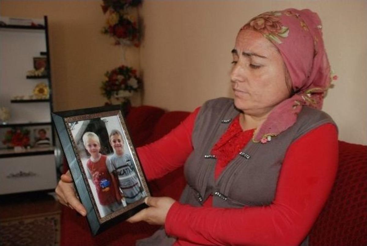Oğulları 130 G&uuml;nd&uuml;r Kayıp Olan İki Annenin En Acı Anneler G&uuml;n&uuml;
