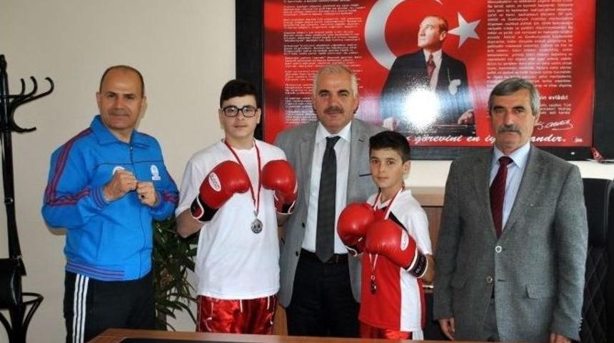 Mudanya&rsquo;ya İki Madalya