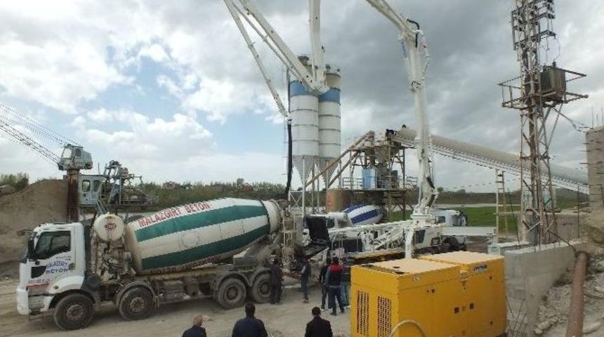 Malazgirt&rsquo;te İnşaat Sezonu A&ccedil;ıldı