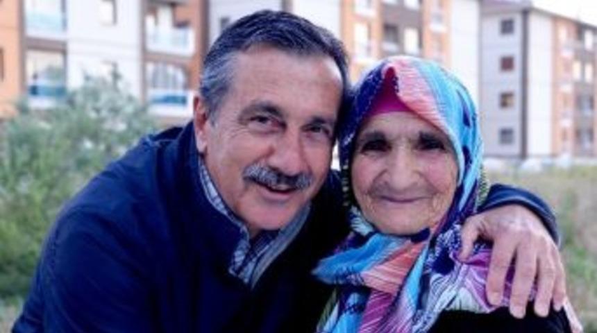 Başkan Ata&ccedil;&rsquo;ın Anneler G&uuml;n&uuml; Mesajı