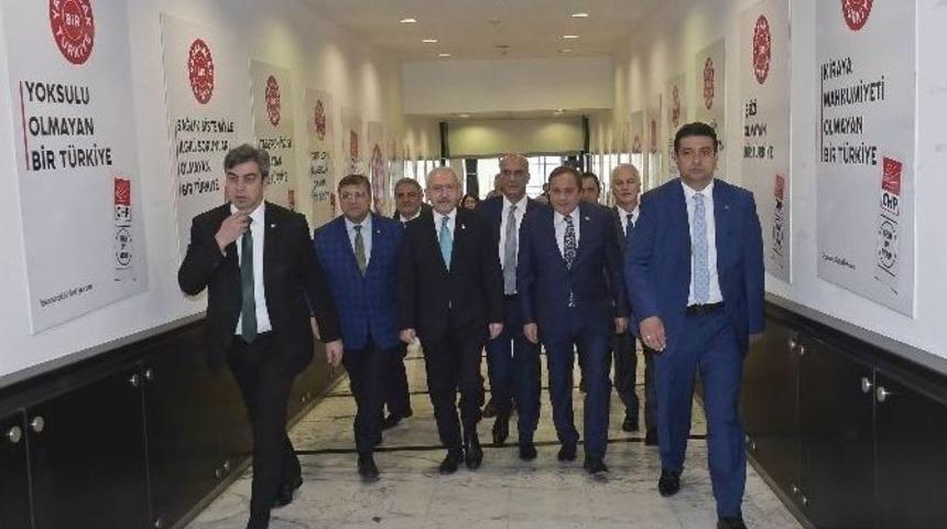 Kılı&ccedil;dardoğlu Chp&rsquo;li Belediye Başkanları İle Bir Araya Geldi