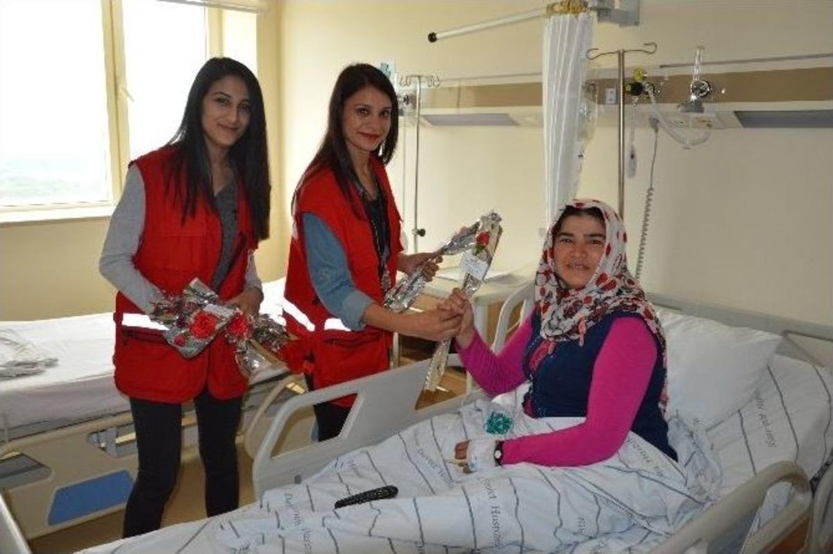 Yeni Doğum Yapan Annelere Kızılay&rsquo;dan &ldquo;sevgi Boh&ccedil;ası&rdquo;