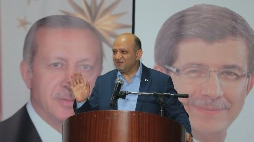 Bilim Sanayi Ve Teknoloji Bakanı Fikri Işık: