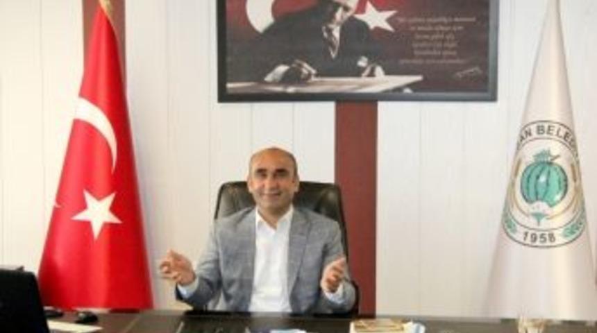 Başkan Mehmet &Ouml;zdemir&rsquo;den Anneler G&uuml;n&uuml; Kutlama Mesajı