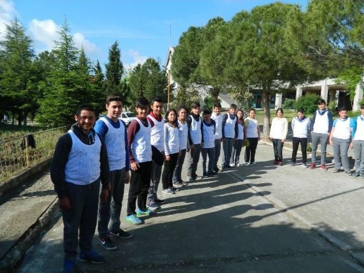 &Ouml;ğrenciler Bağımlılıklara Dikkat &Ccedil;ekti