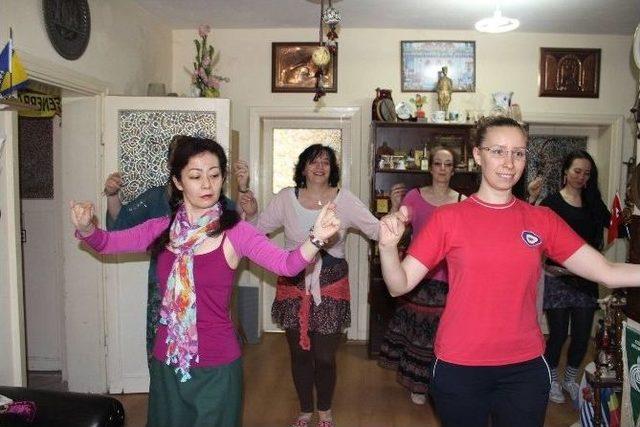 (&ouml;zel Haber) Japonlar&rsquo;ın Halkoyunları Merakı 2
