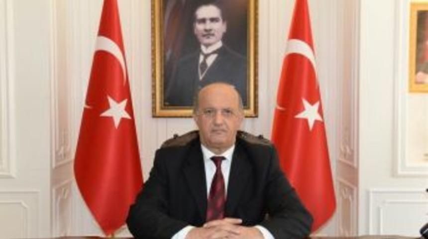 Edirne Vali Vekili Tan&ccedil;&rsquo;dan Anneler G&uuml;n&uuml; Mesajı