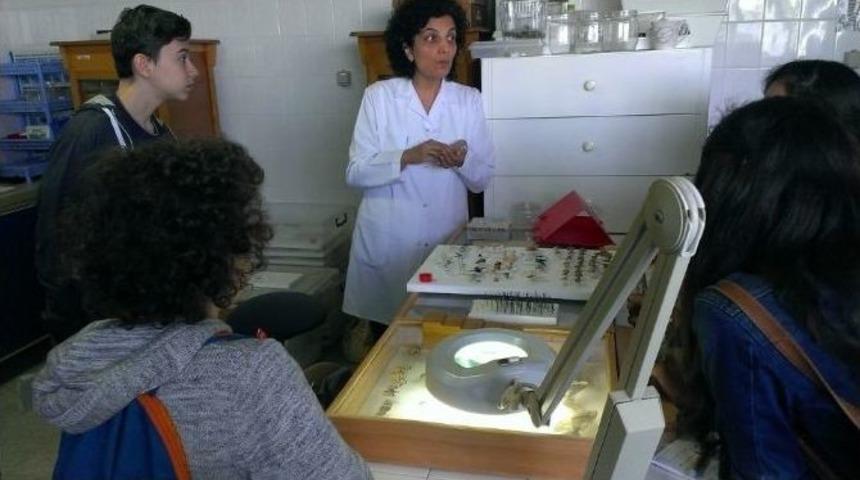 Geleceğin Bilim Adamları Uzmanlarla Bir G&uuml;n Ge&ccedil;irdi