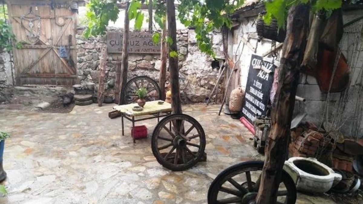 &Ccedil;ulsuz Ağa 21. Asırda 19. Y&uuml;zyılı Yaşıyor