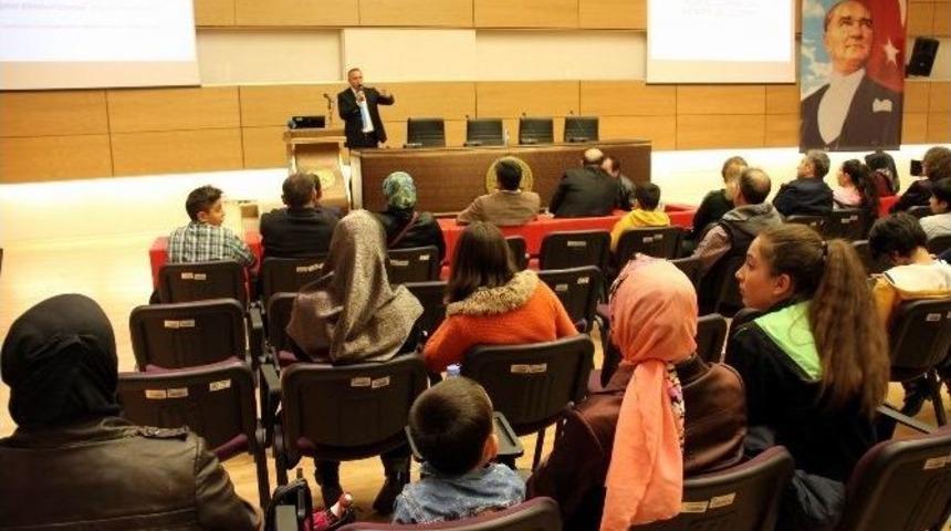 Refika K&uuml;&ccedil;&uuml;k&ccedil;alık Ortaokulu&rsquo;ndan Ailelere &Ccedil;ocuk Eğitimi
