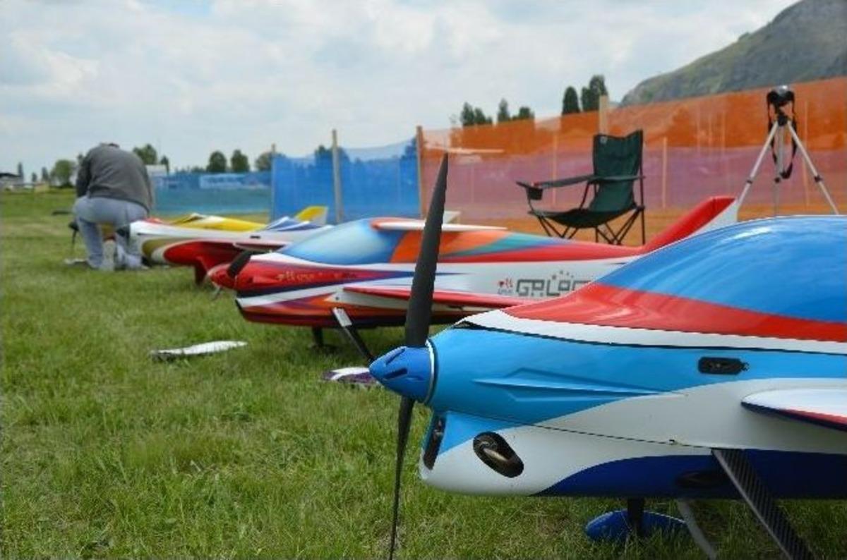 İn&ouml;n&uuml;&rsquo;de Model U&ccedil;aklar Havalandı