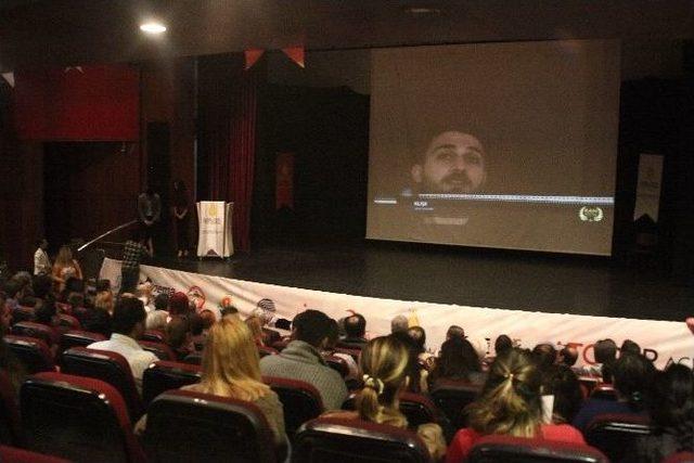 T&uuml;rkiye&rsquo;nin İlk &rsquo;kan Film Festivali&rsquo; Devam Ediyor 1