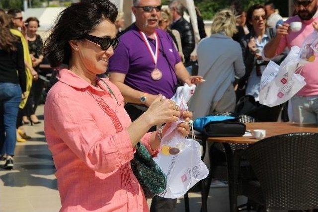 G&ouml;kten K&acirc;r Yağdı 1