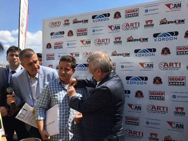 Aziz Yıldırım&rsquo;dan "fenerbah&ccedil;e&rsquo;ye &Uuml;ye Olun" &Ccedil;ağrısı 1