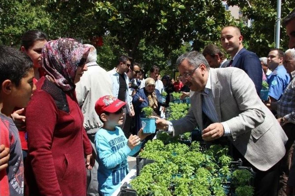 Manisalı Anneler Unutulmadı