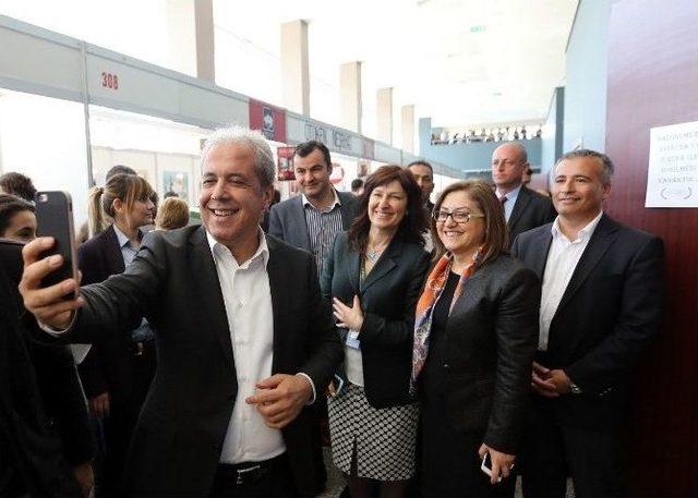 Şahin Ve Tayyar’dan Kitap Fuarına Ziyaret 3