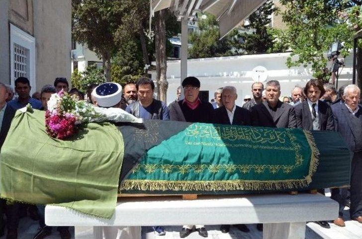 ‘romalı Perihan’ın Cenazesine 50 Kişi Katıldı G3