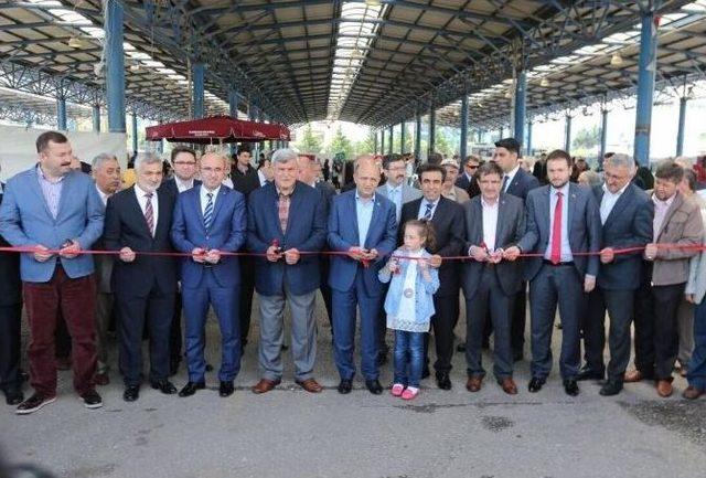 Bakan Fikri Işık, Kermes Açılışına Katıldı 2