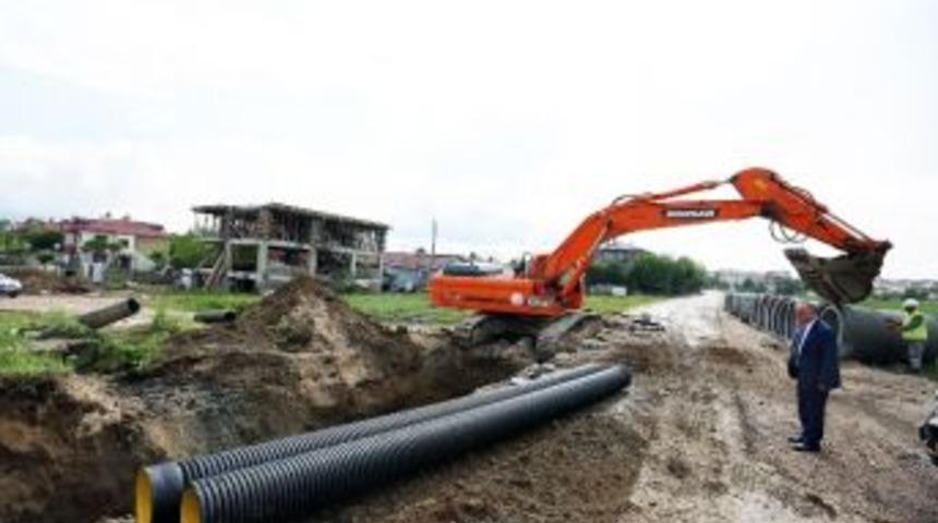 Bolu Belediye Başkanı Yılmaz G&uuml;ney Kolekt&ouml;r Hattını İnceledi