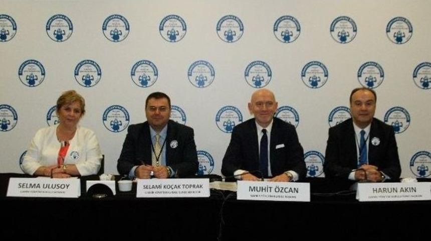 Kokulu Mum, Oda Spreyi Ve Sa&ccedil; Boyasına Dikkat