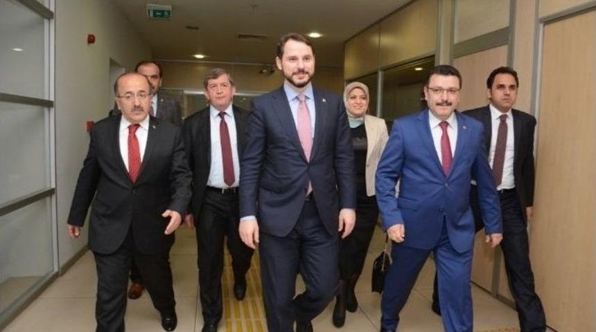 Bakan Albayrak, Ortahisar Belediyesi&rsquo;ni Ziyaret Etti