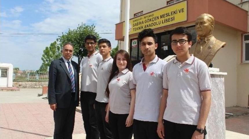 Sabiha G&ouml;k&ccedil;en Mtal&rsquo;de Başarılı &Ouml;ğrenciler &Ouml;d&uuml;llendirildi