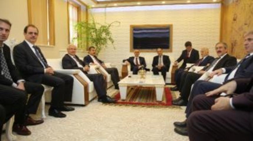 Bakan Ağbal&rsquo;dan Bayburt &Uuml;niversitesine Ziyaret