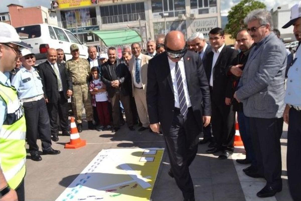 Karayolu Trafik G&uuml;venliği Ve Trafik Haftası Kutlandı
