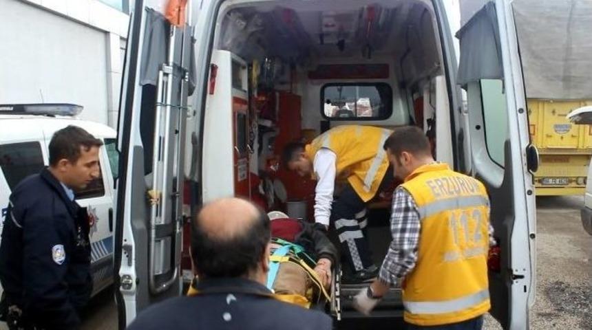 &Ccedil;atıdan D&uuml;şen Vatandaş Ağır Yarandı