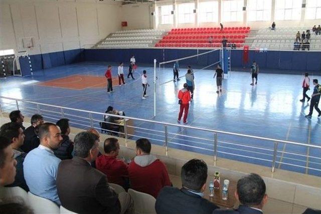 Tutak&rsquo;ta Voleybol Turnuvası 1