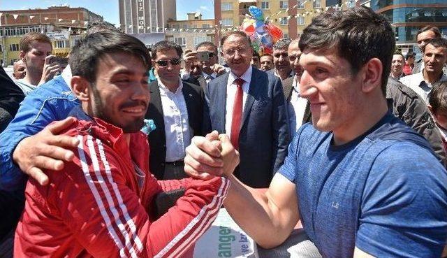 T&uuml;rk D&uuml;nyasının Kalbi Mustafakemalpaşa&rsquo;da Attı 2