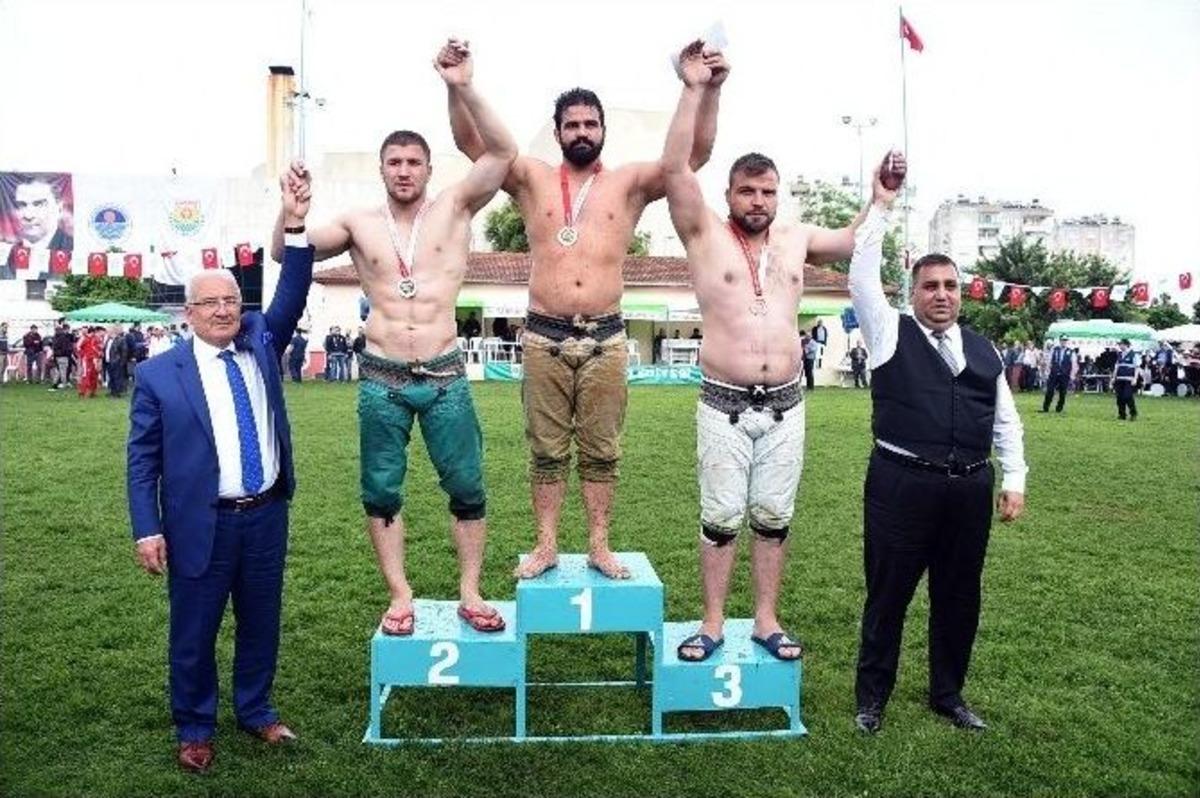 Tarsus&rsquo;ta İsa G&ouml;&ccedil;en Başpehlivan Oldu