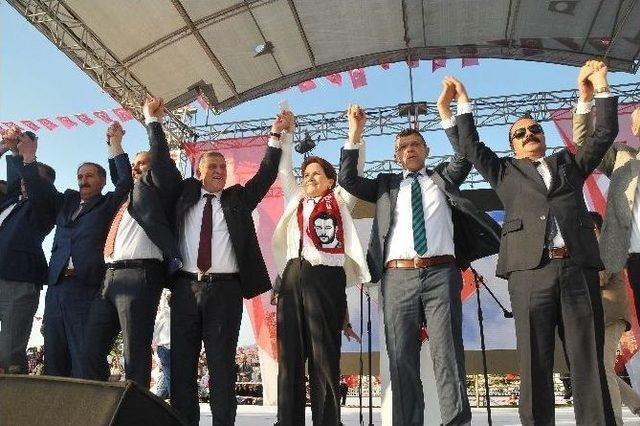 Mhp Eski Milletvekili Meral Akşener: 1