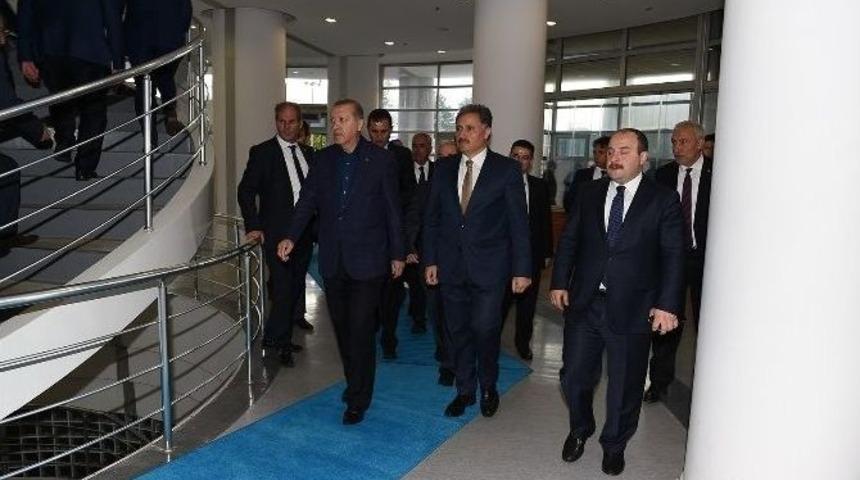 Cumhurbaşkanı Erdağan&rsquo;dan B&uuml;y&uuml;kşehir Belediyesine Ziyaret